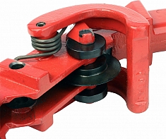 Крепление роликов роторного трубореза Reed Low Clearance Rotary Cutter LCRC12X
